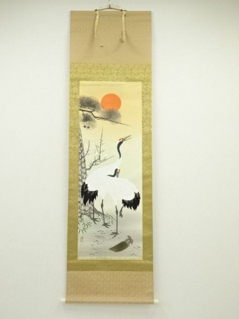 JAPANESE HANGING SCROLL / HAND PAINTED / CRANE WITH SHOCHIKUBAI 